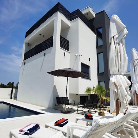 Villa Emperor Srima Extérieur photo